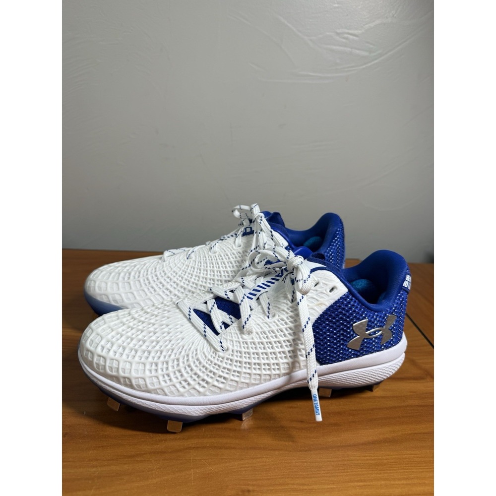 NWOT Under Armour UA Glyde 2 MT Softball Cleats 3026601-101 White Blue Women 7.5